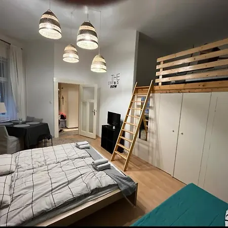 8 Guests Friends&family In Centre Apartamento