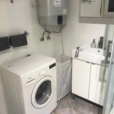 8 Guests Friends&family In Centre Apartamento Budapest